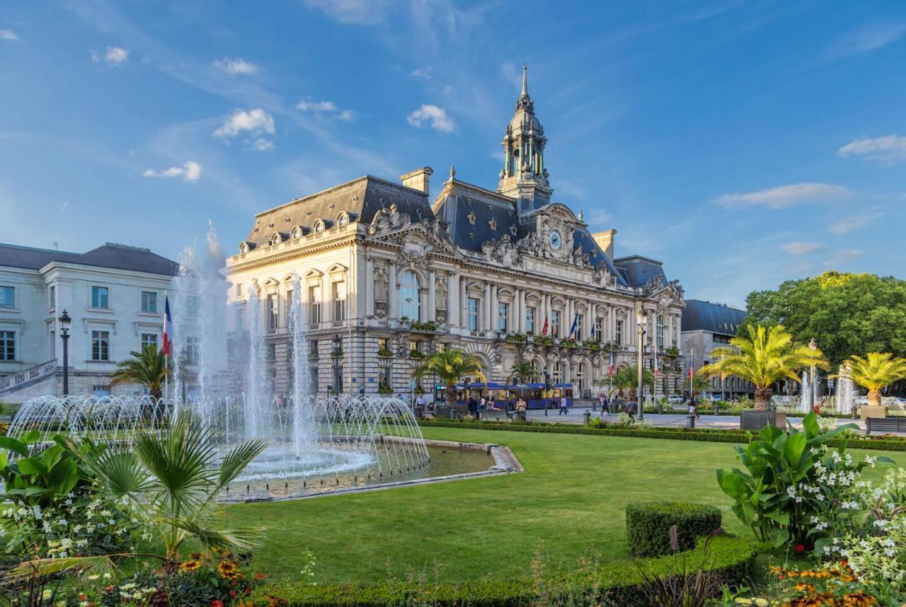 Maison Tourangelle Chic & Cosy Avec Cour Tours Zewnętrze zdjęcie
