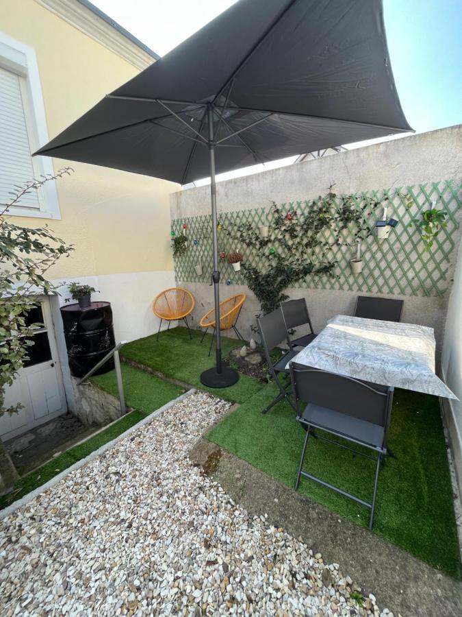 Maison Tourangelle Chic & Cosy Avec Cour Tours Zewnętrze zdjęcie