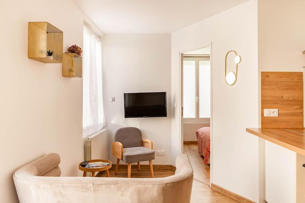 Maison Tourangelle Chic & Cosy Avec Cour Tours Zewnętrze zdjęcie