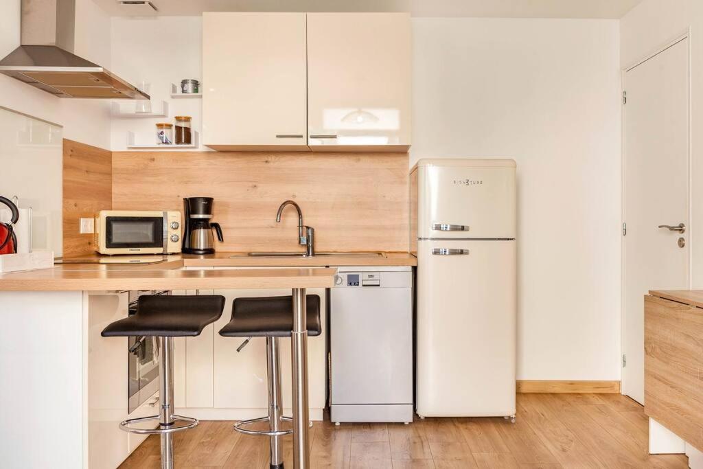 Maison Tourangelle Chic & Cosy Avec Cour Tours Zewnętrze zdjęcie